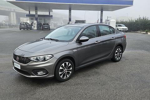 Fiat Tipo 1.6 Mjt 4 Porte Opening Edition Plus in vendita a Moncalieri