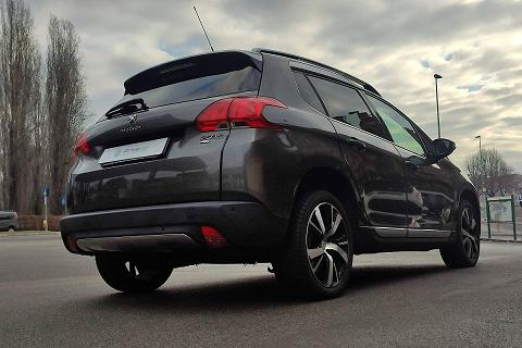 Peugeot 2008 1.6 E-hdi 115 Cv Stop&start Allure in vendita a Moncalieri