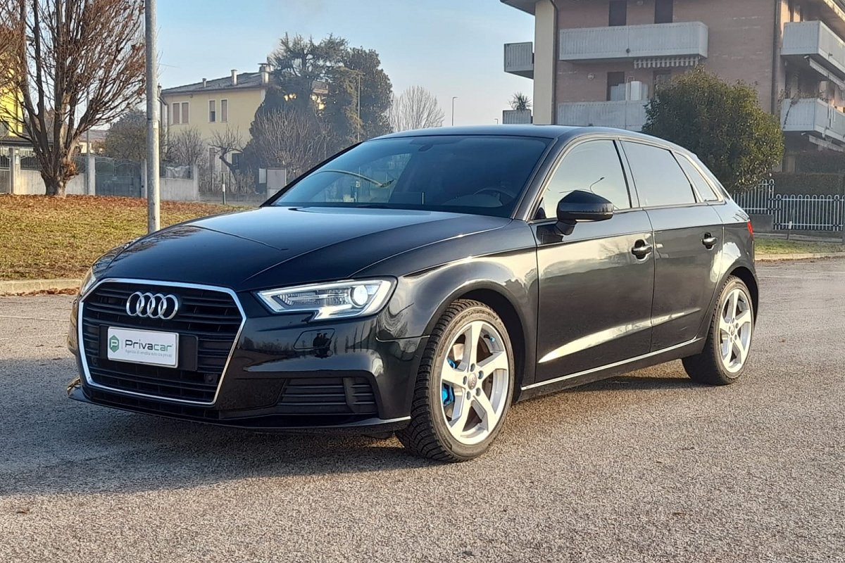 Scopri Audi A3 Sportback a Massa e La Spezia