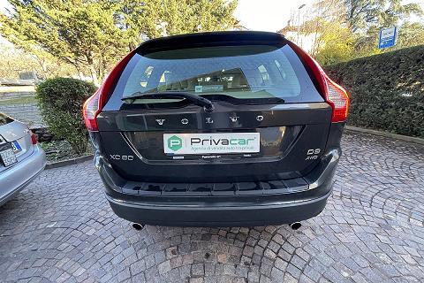 Volvo Xc60 D3 Awd Geartronic Momentum in vendita a Trento