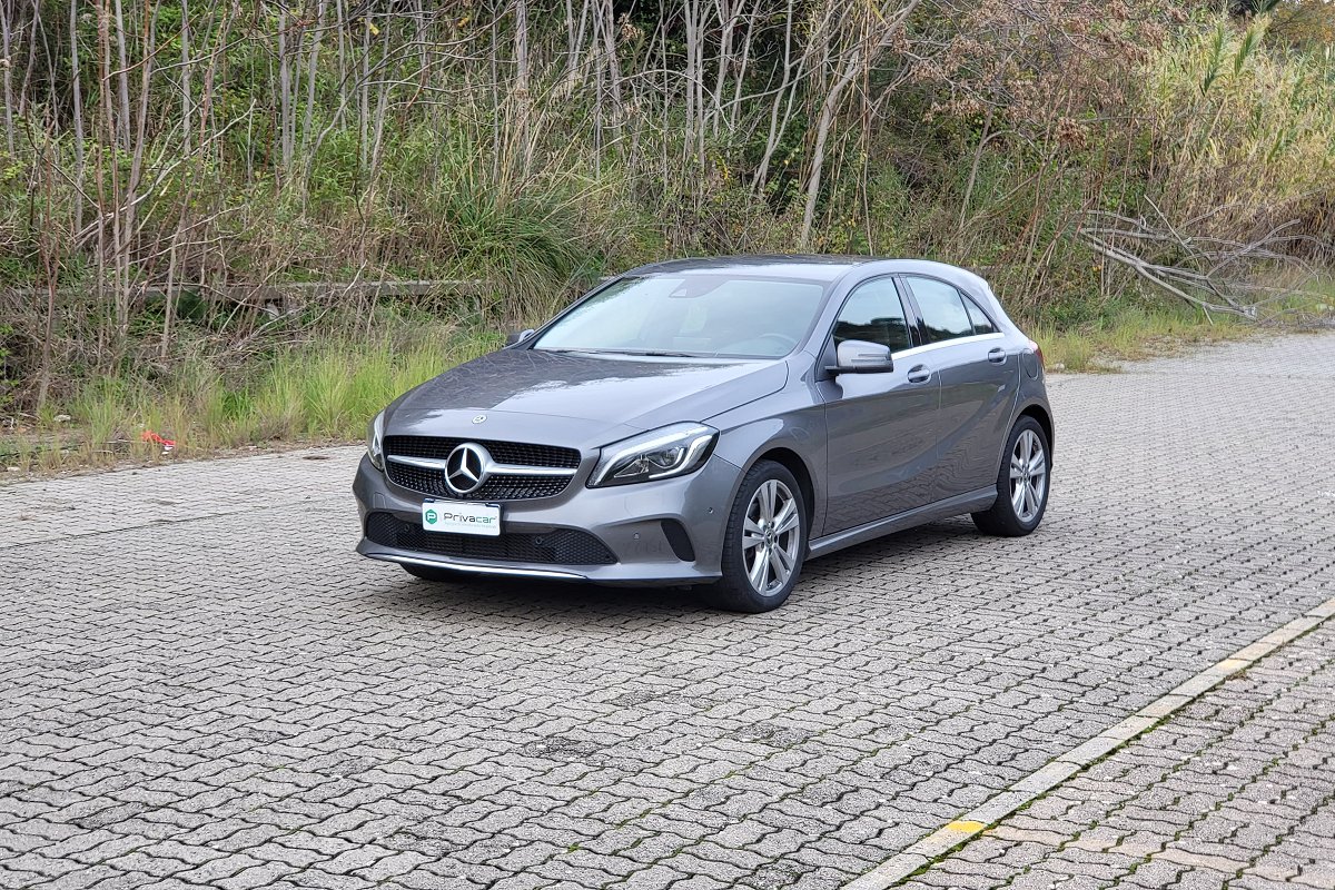 Mercedes A 180 d Executive prezzo, optional di serie, consumi, foto 